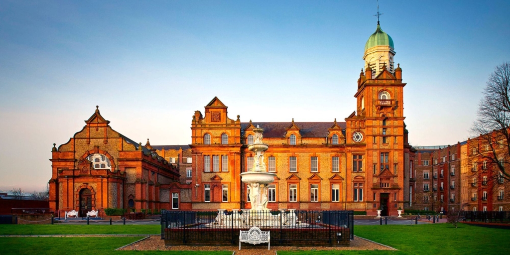 Exclusive rates at the 4* Clayton Hotel Ballsbridge