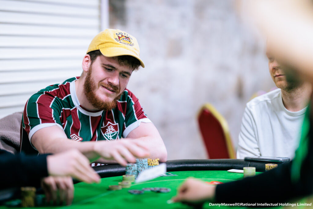 Simon Wilson enjoys six-figure score in WSOP $3k NLH Mid-Stakes Championship